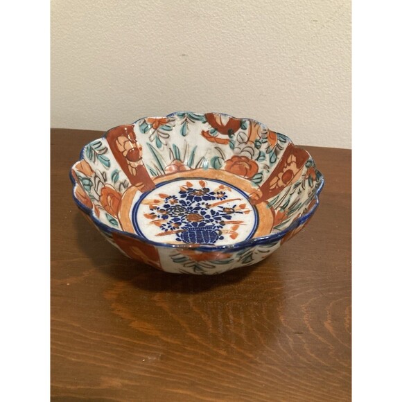 Vintage Japanese Imari Bowl Porcelain Round Scalloped Edges Pedestal 6" x 2.5" - Picture 5 of 15